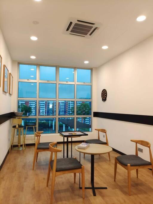 Apartment 1601 Sks Midvalley Terminal Bus Netflixwifi By *